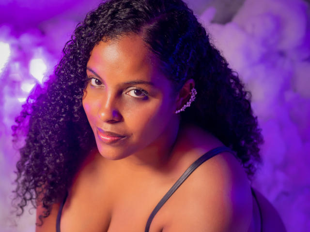 Katiam - Live sex cam - 19731942