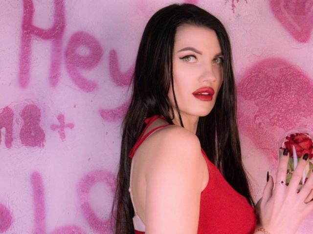 MilaLoona - Live Sex Cam - 19737218