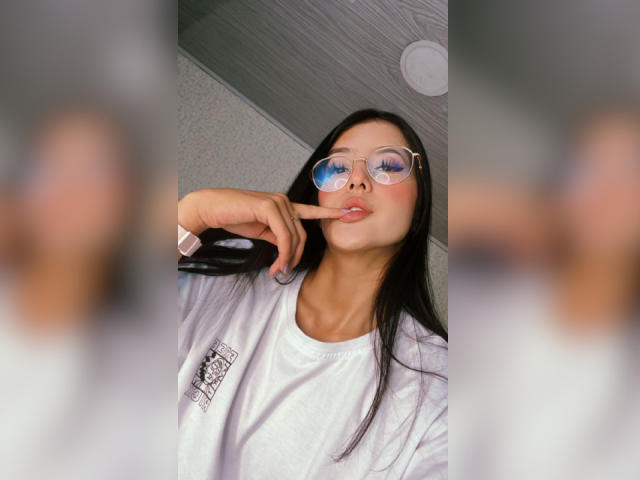 VioletMoonX - Live sex cam - 19738750