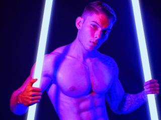 CodyAndersen - Live Sex Cam - 19738818