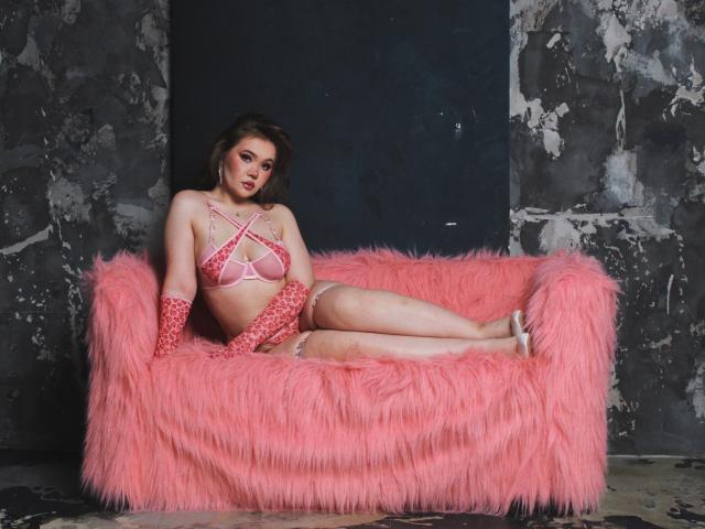 StacyYellig - Live Sex Cam - 19748570