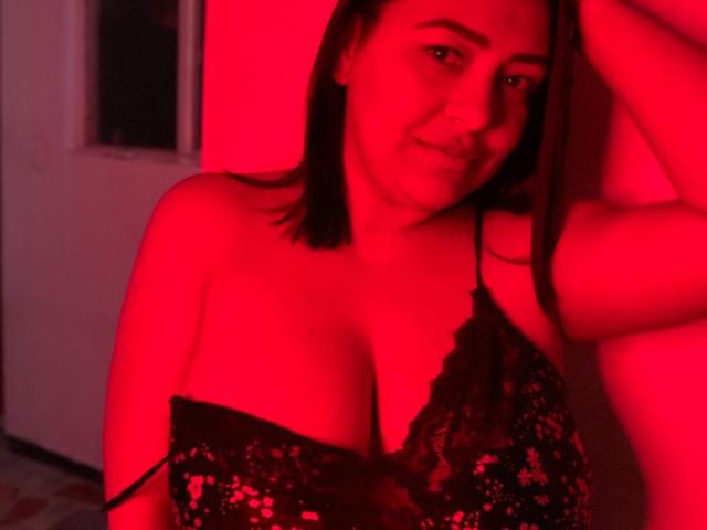 AriannaMilf69 - Live sex cam - 19750706