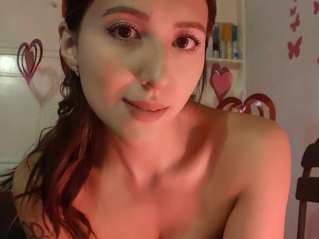MiaGarcia - Live Sex Cam - 19752882