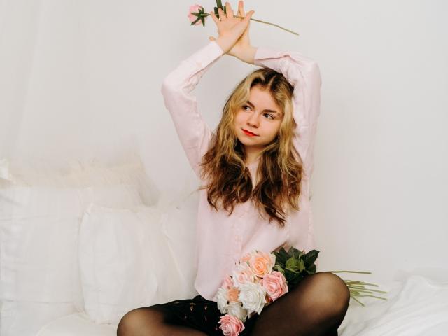 TinaRedly - Live sexe cam - 19754970