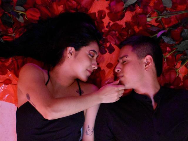 LeoftAngelique - Live sex cam - 19755458