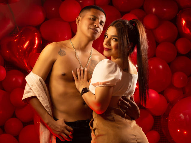 AxelGigi - Live sex cam - 19757074