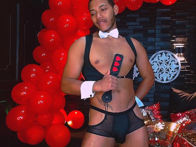 JonasFoxy - Live sex cam - 19758534