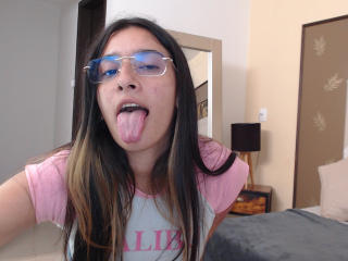 ErikaSweetX - Live porn &amp; sex cam - 19762662