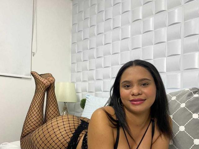 ReeseDamis - Live sex cam - 19775118