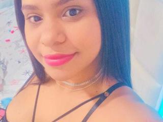 ReeseDamis - Live sex cam - 19775126