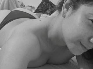 ErinFoxy - Live sex cam - 19775570