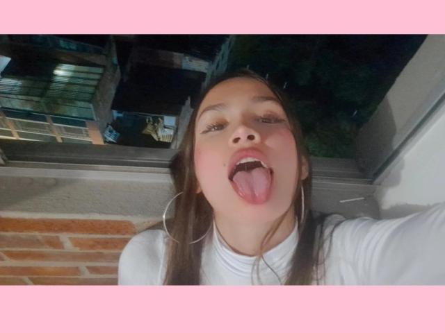 LiliiMoore - Live sexe cam - 19781806