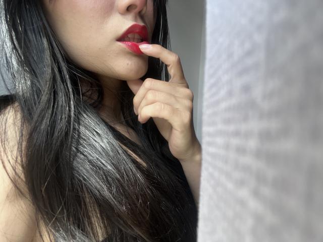 DeisyWest - сексуальная веб-камера в реальном времени - 19788910