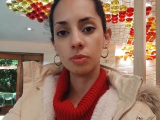 MoniqueCurlz - Live porn &amp; sex cam - 19789098