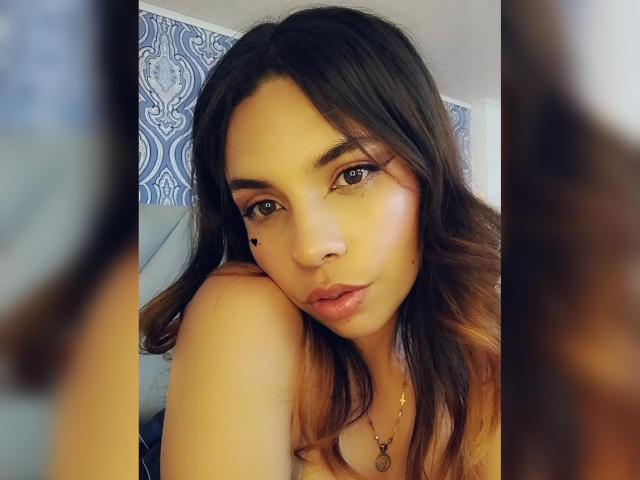 VioletaStone - Sexe cam en vivo - 19790922