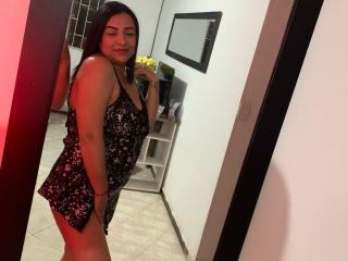 AriannaMilf69 - Live sex cam - 19797062