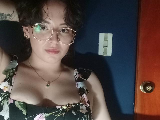 IsabellaGarciala - Sexe cam en vivo - 19803606
