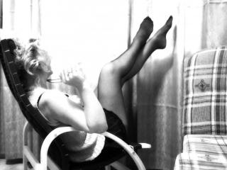 MilfLation69 - Live Sex Cam - 19813058