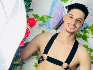 DavidBigCockStrong - Live Sex Cam - 19815510