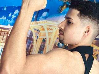 DavidBigCockStrong - Sexe cam en vivo - 19815586