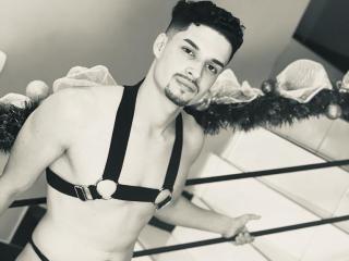 DavidBigCockStrong - Live sex cam - 19815598