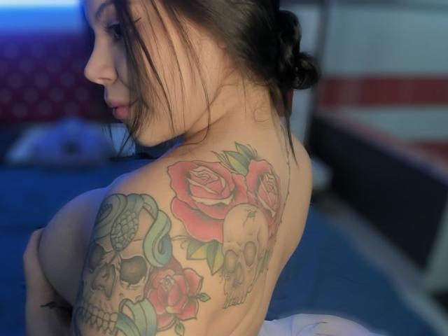 SeleneAnisa - Live sex cam - 19820970