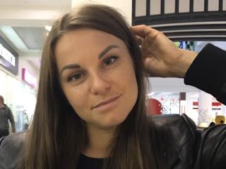 BelleLisaG - Live sexe cam - 19826002