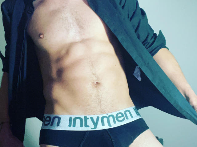 JacobStrokes - Live sex cam - 19830194