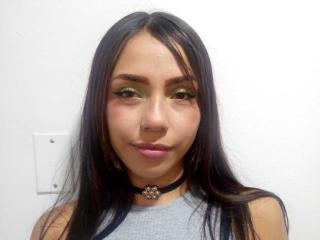 KilyeBlue - Live sex cam - 19833726