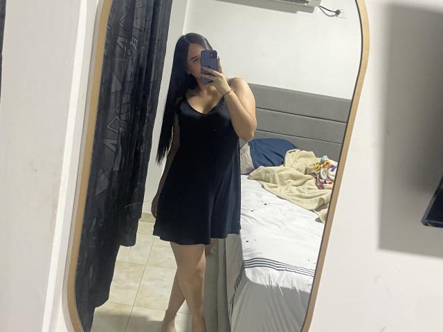 VictoriaRaven - Live sex cam - 19841394