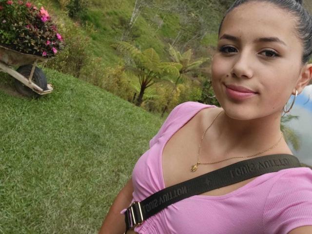 SophieBernad - Live sex cam - 19843238