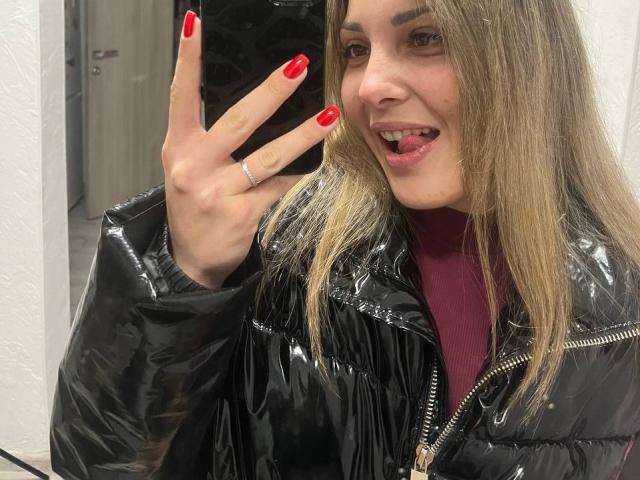 Iskorka - Live sex cam - 19846034