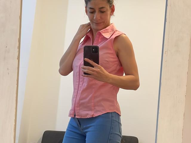 RobertaWood - Live sex cam - 19846198