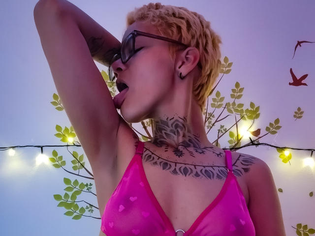 AnaaRoman - Live sex cam - 19847546