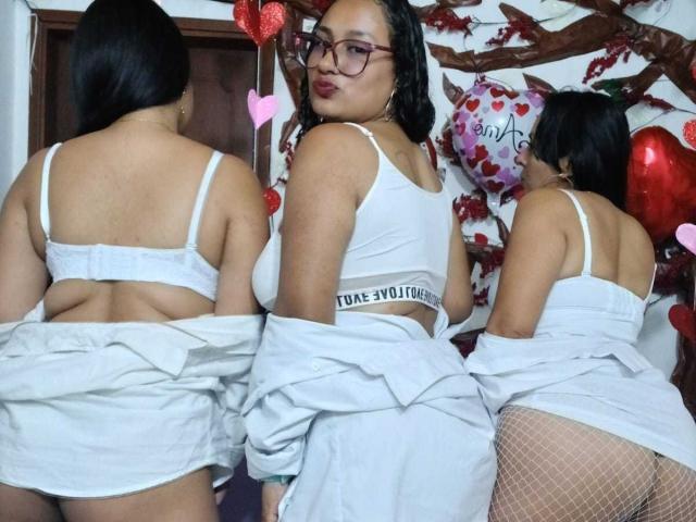 AmazingLesbians - Live Sex Cam - 19847810