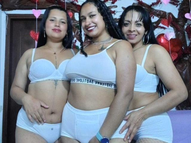 AmazingLesbians - Live sex cam - 19847862