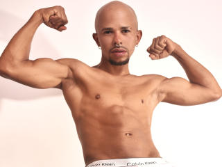 RandalRyu - Live sex cam - 19851910