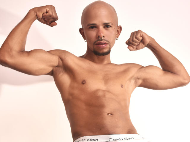 RandalRyu - Live sex cam - 19851910