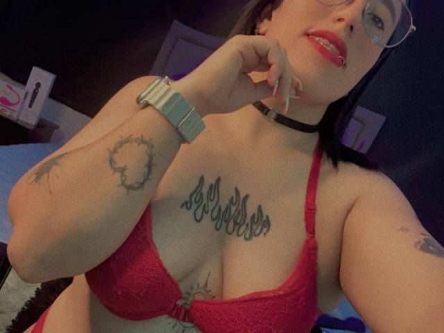 NatalieHarris - Live sex cam - 19857490