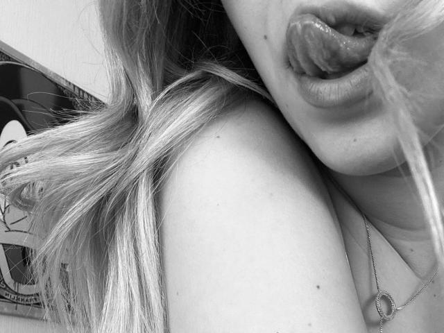 SugarrX - Live sexe cam - 19857598