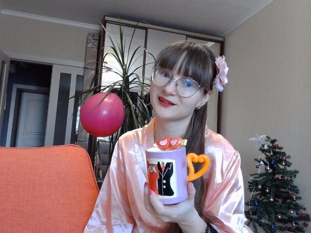 KiraGoldens - Live porn &amp; sex cam - 19858278