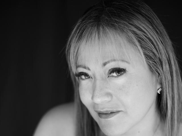 ChristinMoore - Live Sex Cam - 19858958