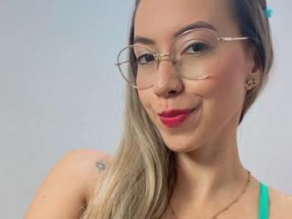 EmilyBonnet - Live porn & sex cam - 19859766