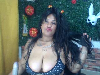 MichelleBrito - Live porn & sex cam - 19869370