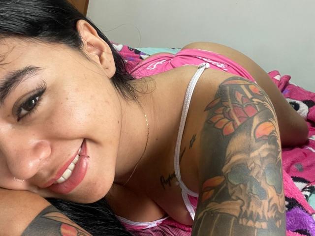 ThaliaCasstro - Live porn &amp; sex cam - 19871614