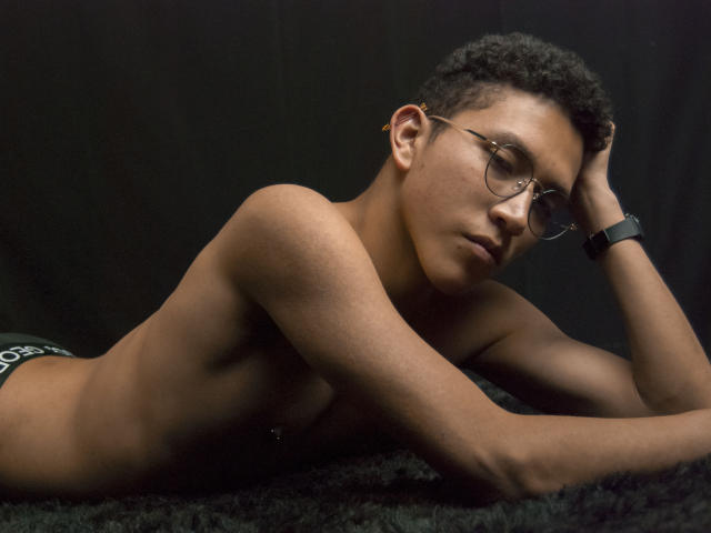 AdamsJohnson - Sexe cam en vivo - 19873014