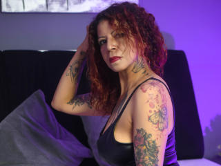 AxxyTattus - Sexe cam en vivo - 19882358