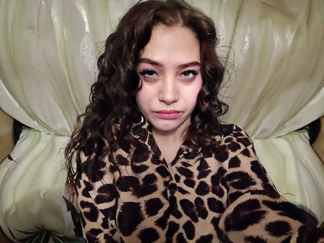 JuliaXBlossom - Live sex cam - 19885474