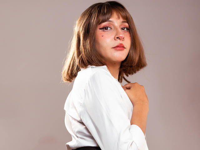 KittyEla - Live sex cam - 19902742