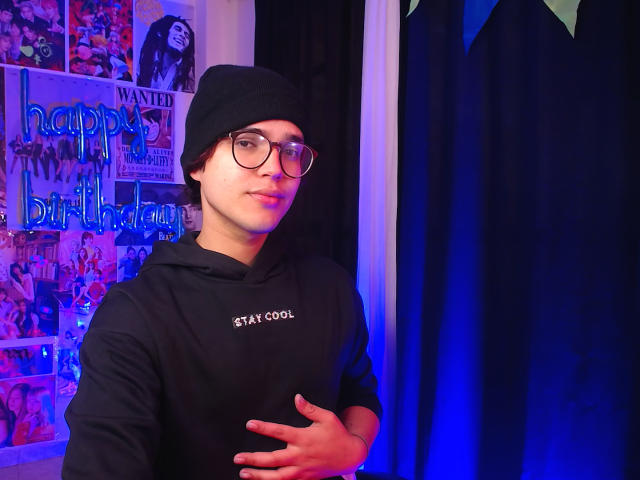 EddTerence - Sexe cam en vivo - 19905526